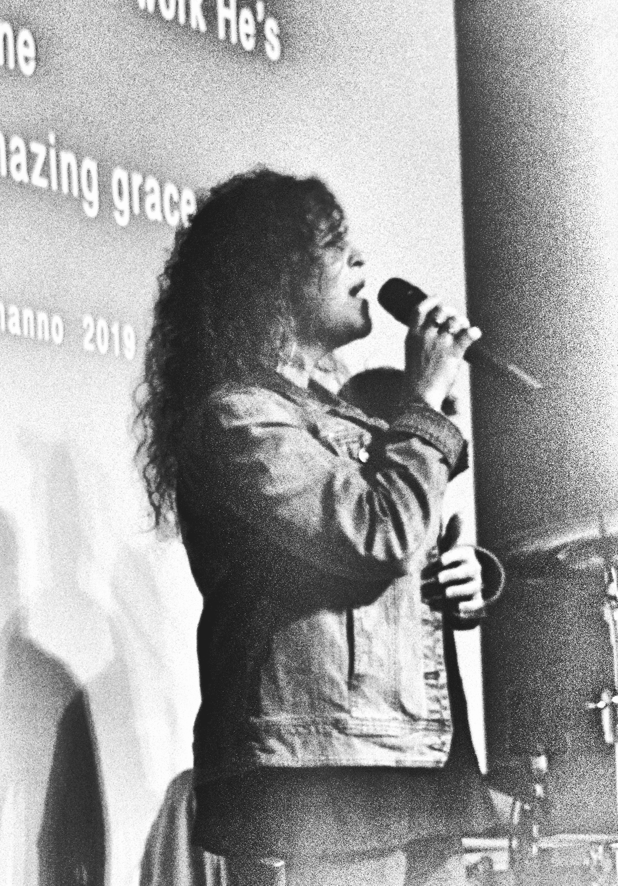 Jess Bradbury singing with The Embassy Project